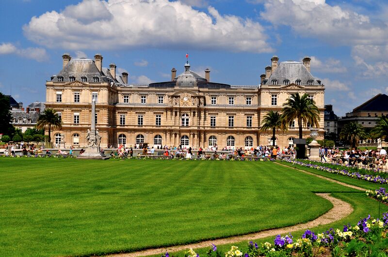File:Palais du Luxembourg Paris.jpg