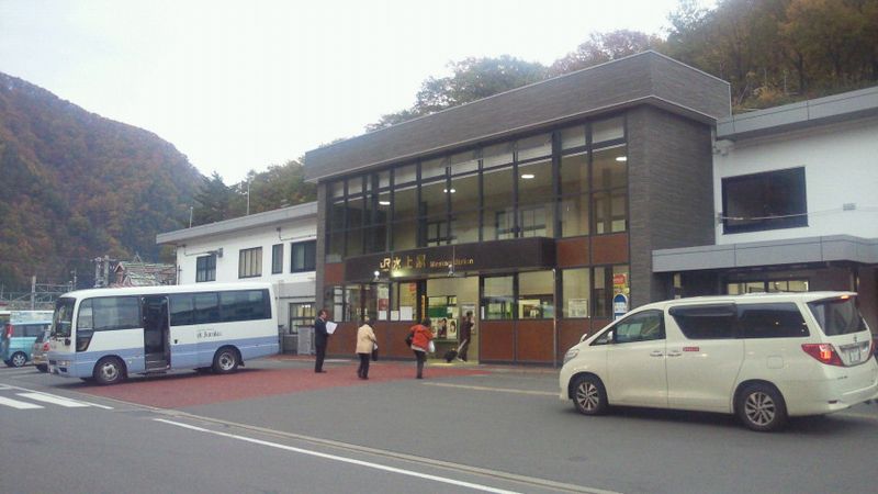 File:Minakami Station Gunma.jpg