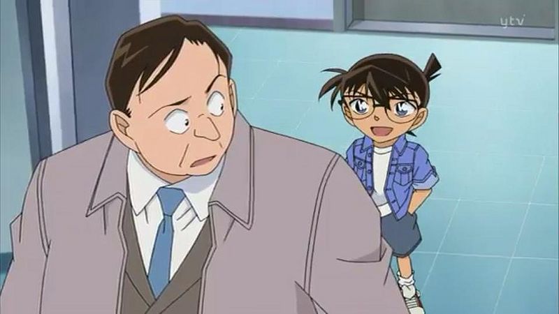 File:Fake museum guest.jpg