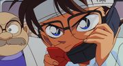 M1 Conan (with Shinichi voice) indicates where the bombs are.jpg