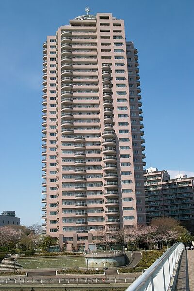 File:Cite Neuve Kita-Senju.jpg
